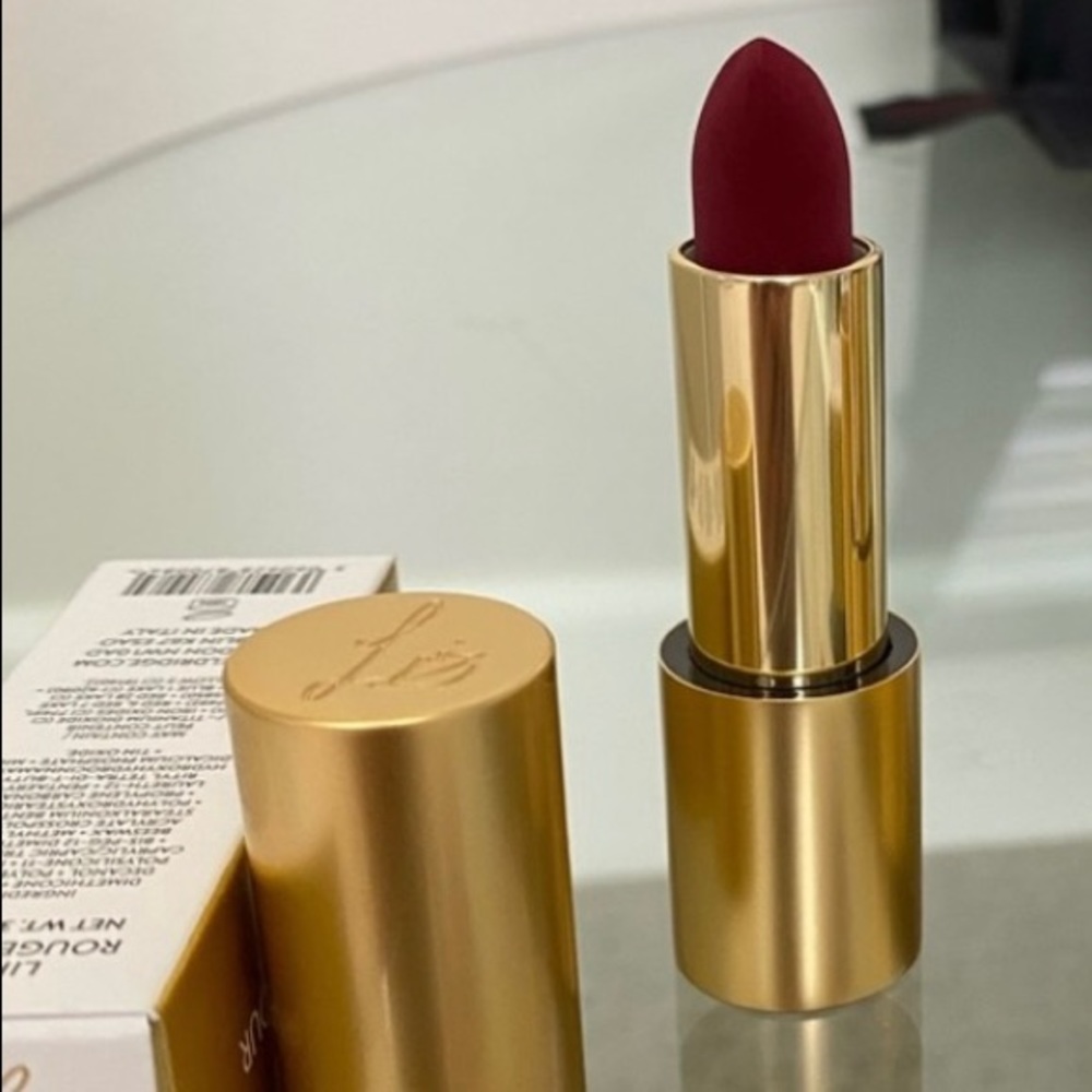 L/E Lisa Eldridge lipstick Velvet Myth